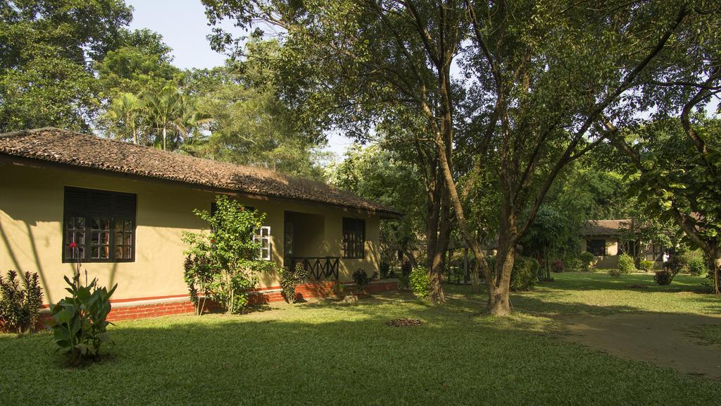 Green Mansions Jungle Resort Sauraha Exterior foto